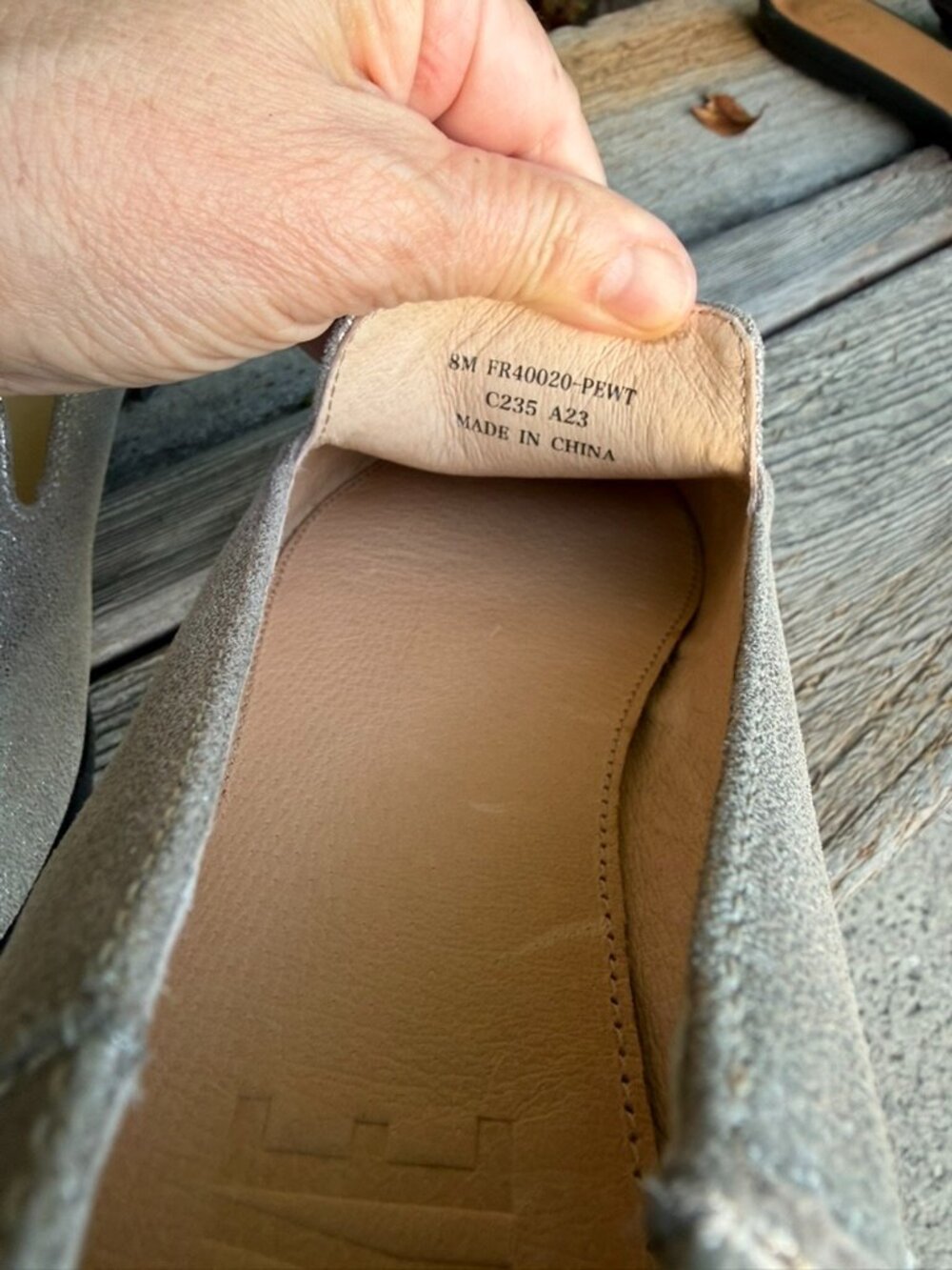 Frye Kenzie Venetian Loafers in Metallic Pewter - Size 8 NWOT - Picture 6 of 6